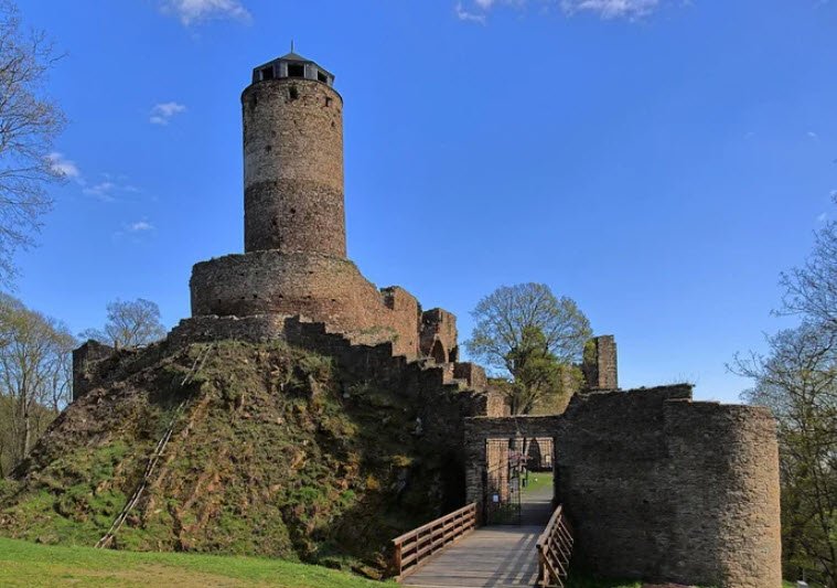 Hasištejn Castle, Místo, Czechia, Czech Republic (Czechia)